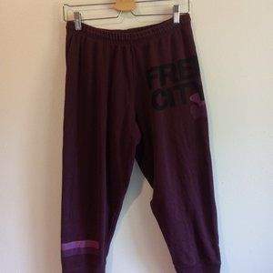 Freecity Joggers great condition maroon M 28in waist